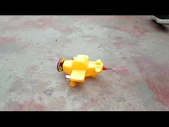 Детская форма самолета Детские фонтаны с холодными моллюсками Фейерверк для празднования