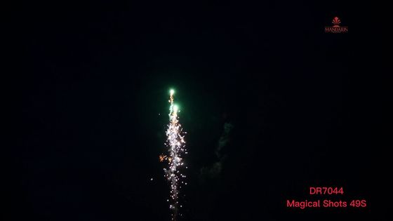 Вертел съемок 49s мандарина на открытом воздухе волшебный отбортовывает фейерверки для торжества